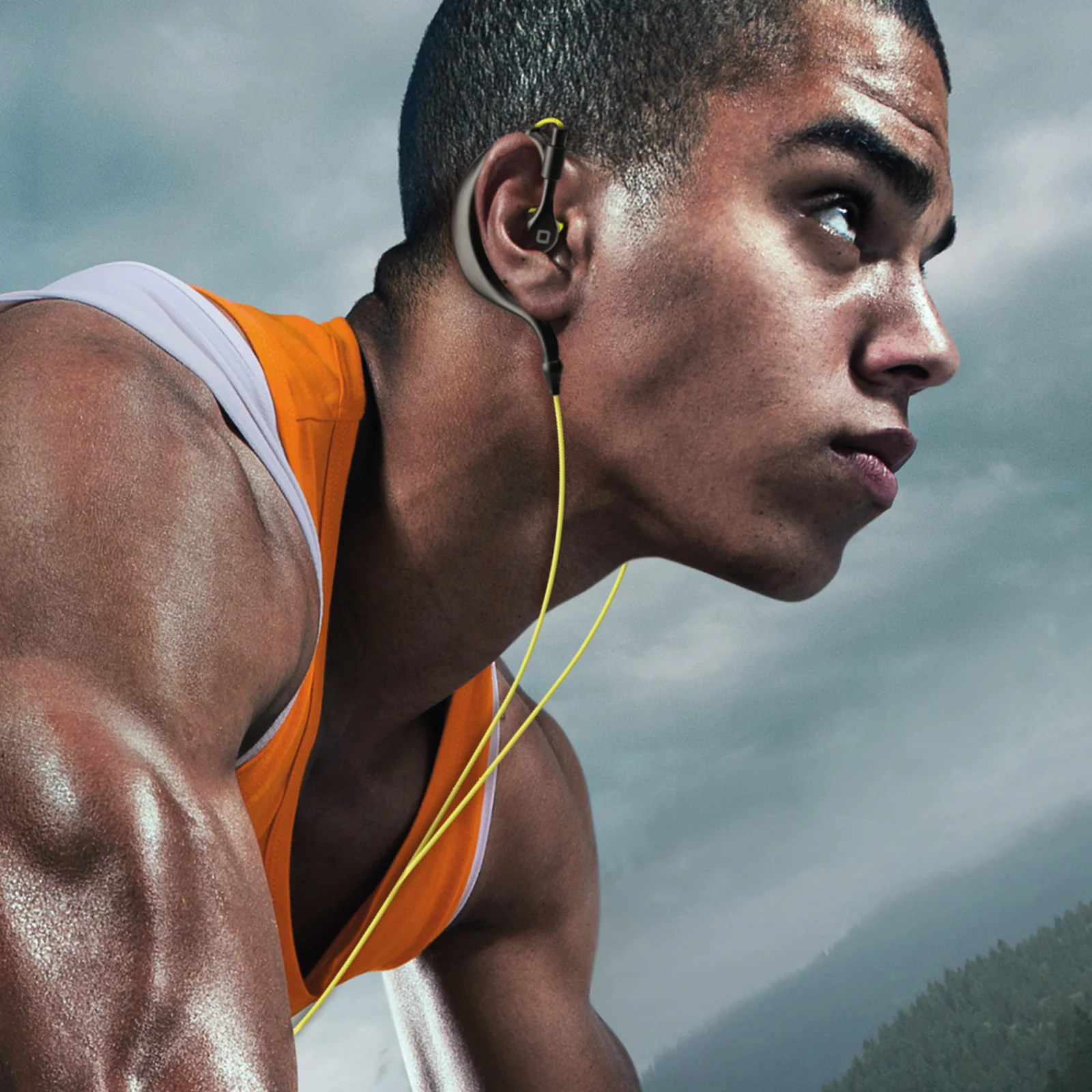 Auricolari sportivi water resistant IPX5 a filo con archetti e connettore USB-C - Image 3